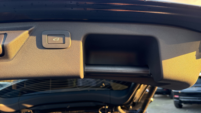 Land Rover Discovery Sport 1.5 P270e Landmark 5dr Auto [5 Seat] [NI] Station Wagon